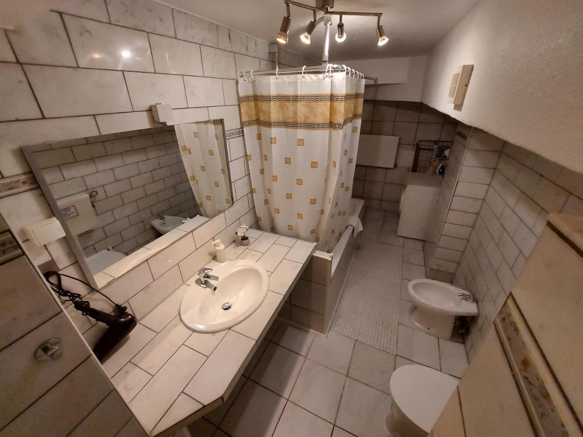 Basement Apartment Köln Dış mekan fotoğraf